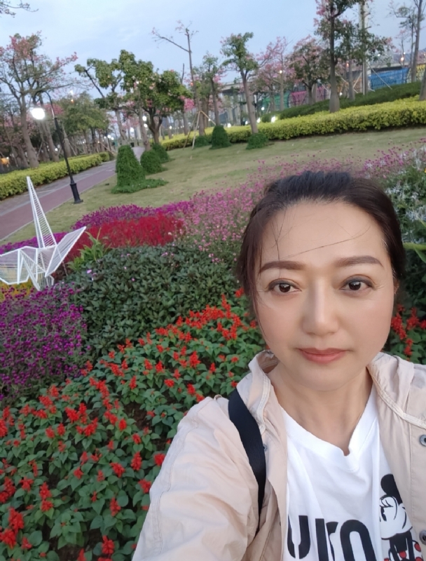 m云朵的第一张照片--厦门相亲服务中心