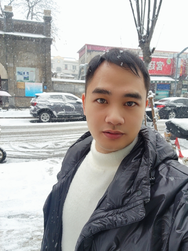 寻找合适伴侣的第一张照片--厦门相亲服务中心