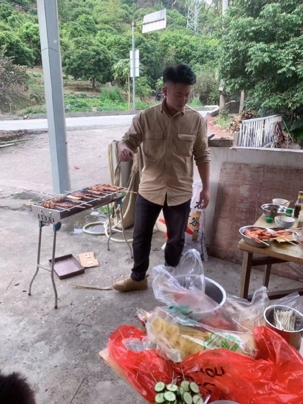 你黑我哟的第一张照片--厦门相亲服务中心