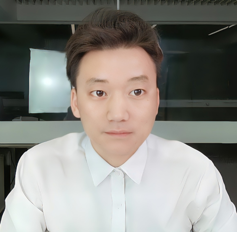 李日的第一张照片--厦门相亲服务中心