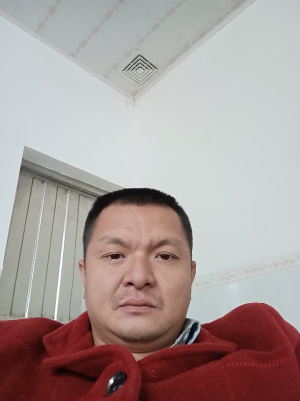 兰成龙的第一张照片--厦门相亲服务中心