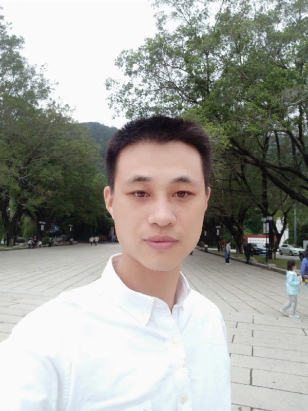 xu的第一张照片--厦门相亲服务中心