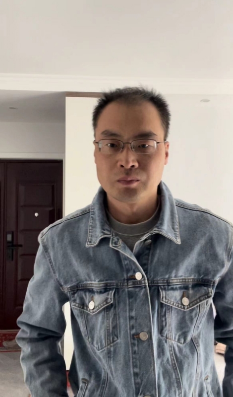 墨灬白的第一张照片--厦门相亲服务中心
