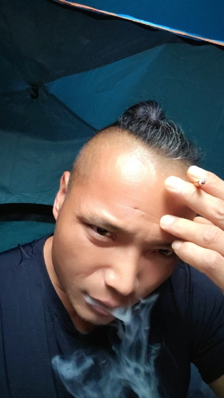 伯爵的第四张照片--厦门相亲服务中心
