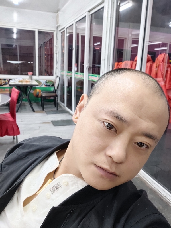 大连相亲的第一张照片--厦门相亲服务中心