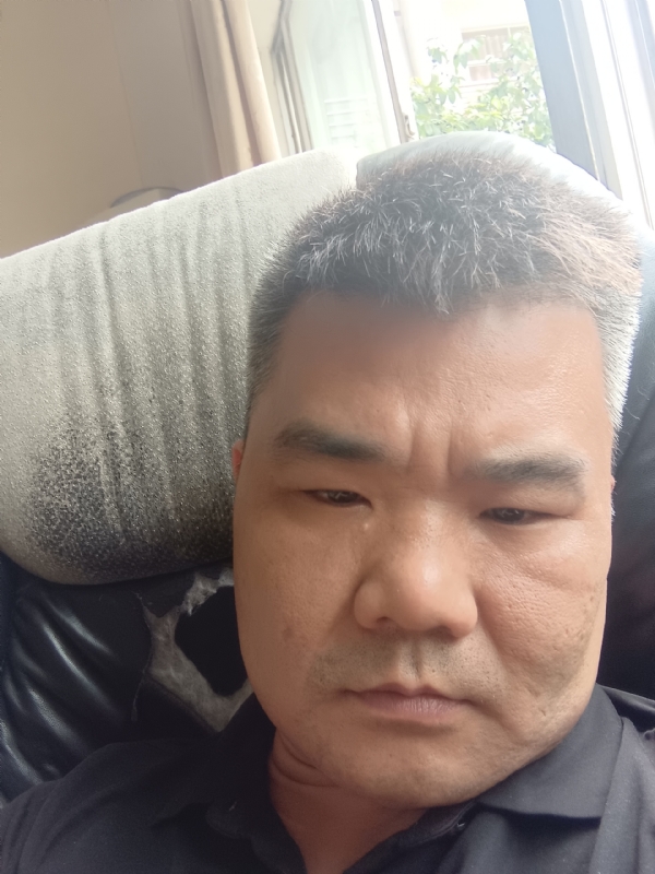 路人的第一张照片--厦门相亲服务中心