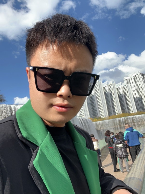 子阳的第一张照片--厦门相亲服务中心