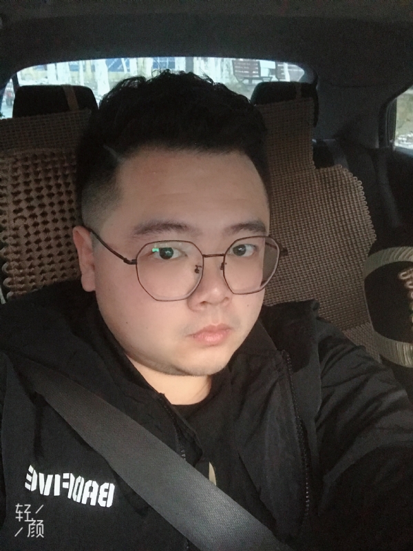 欢笑的第一张照片--厦门相亲服务中心