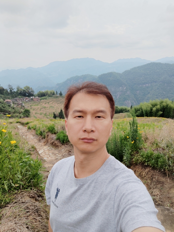 彩虹的第一张照片--厦门相亲服务中心