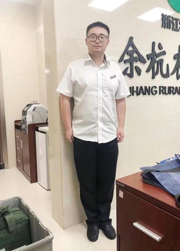 君临天下的第二张照片--厦门相亲服务中心