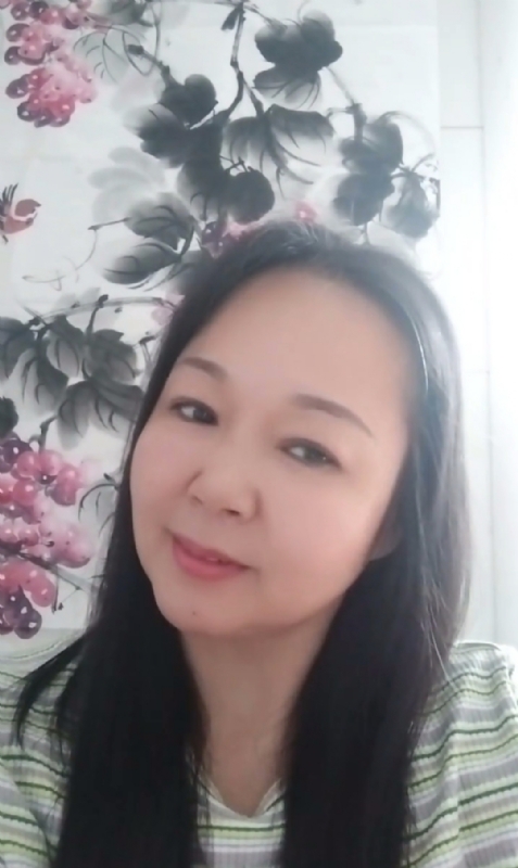 莲悦悦的第一张照片--厦门相亲服务中心