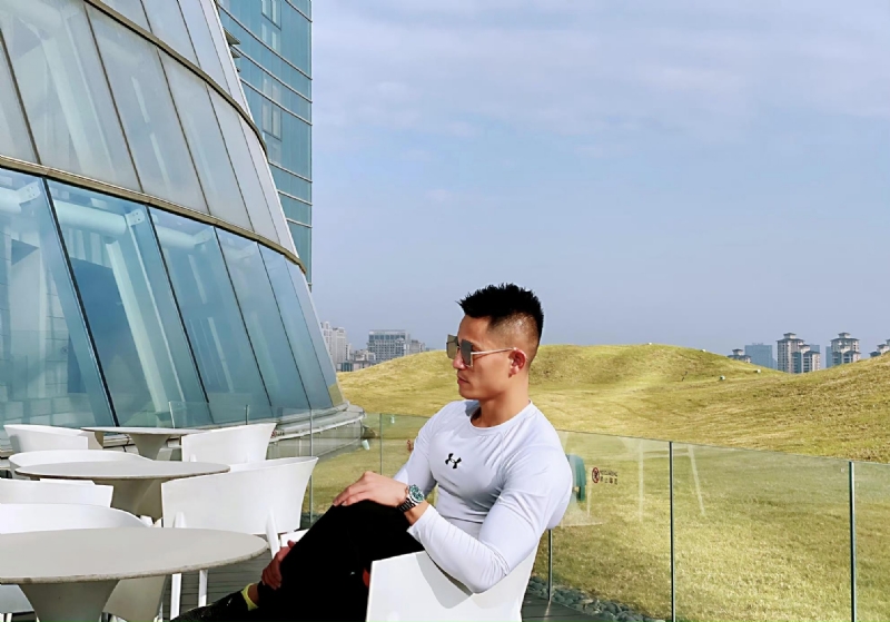 保家卫国的第一张照片--厦门相亲服务中心