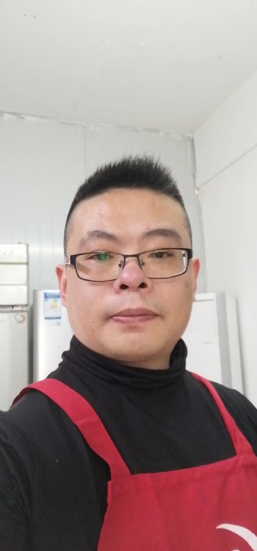 努力奋斗的第一张照片--厦门相亲服务中心