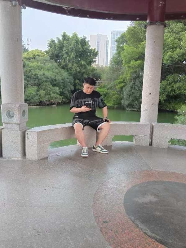 不善挽留的第一张照片--厦门相亲服务中心