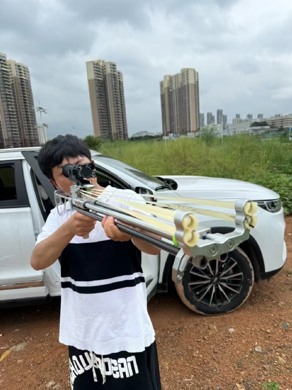 凌其飞的第二张照片--厦门相亲服务中心