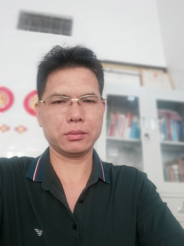 后视镜的第一张照片--厦门相亲服务中心