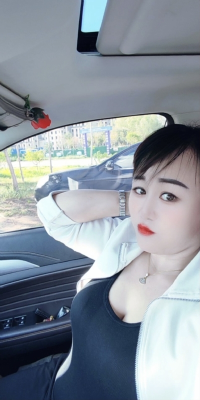 王芳燕的第四张照片--厦门相亲服务中心