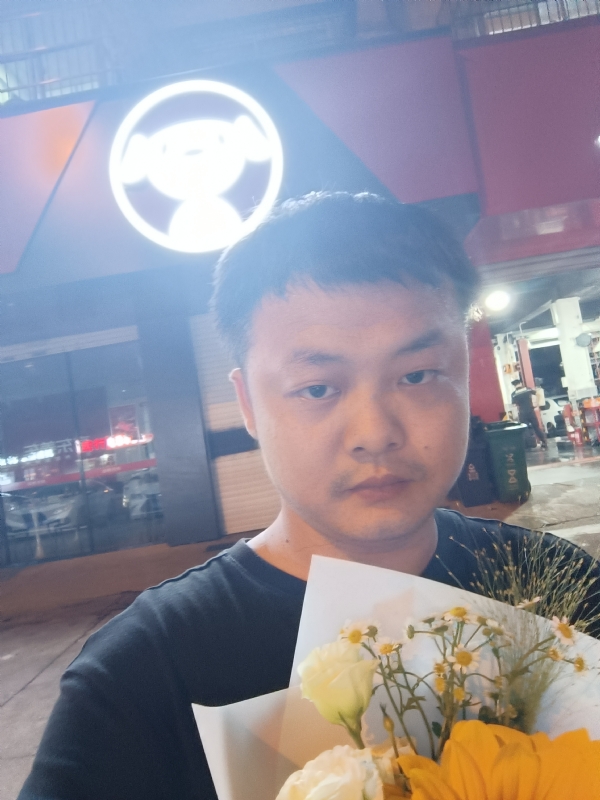 小陈的第一张照片--厦门相亲服务中心