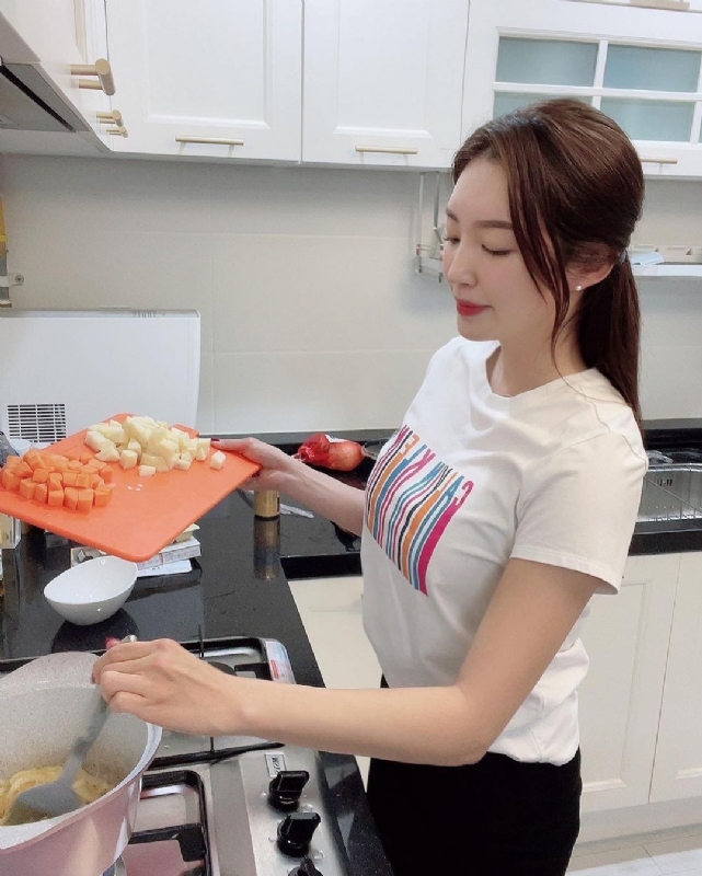 陈艾的第一张照片--厦门相亲服务中心