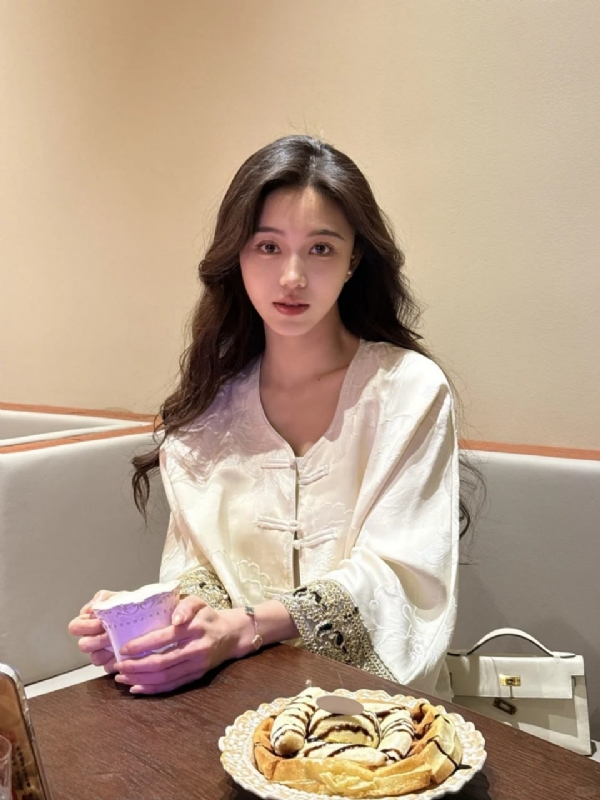 Anna的第二张照片--厦门相亲服务中心