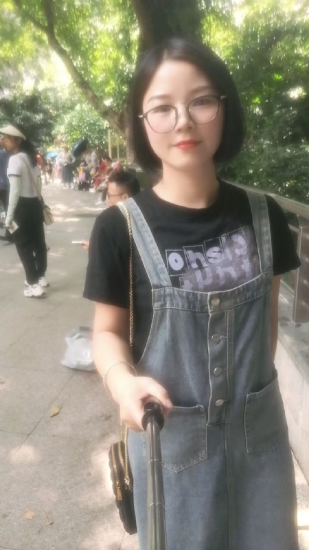 如燕的第一张照片--厦门相亲服务中心