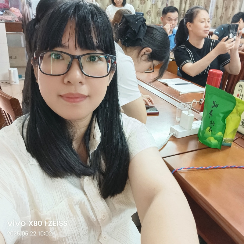 雯城慧敏的第一张照片--厦门相亲服务中心