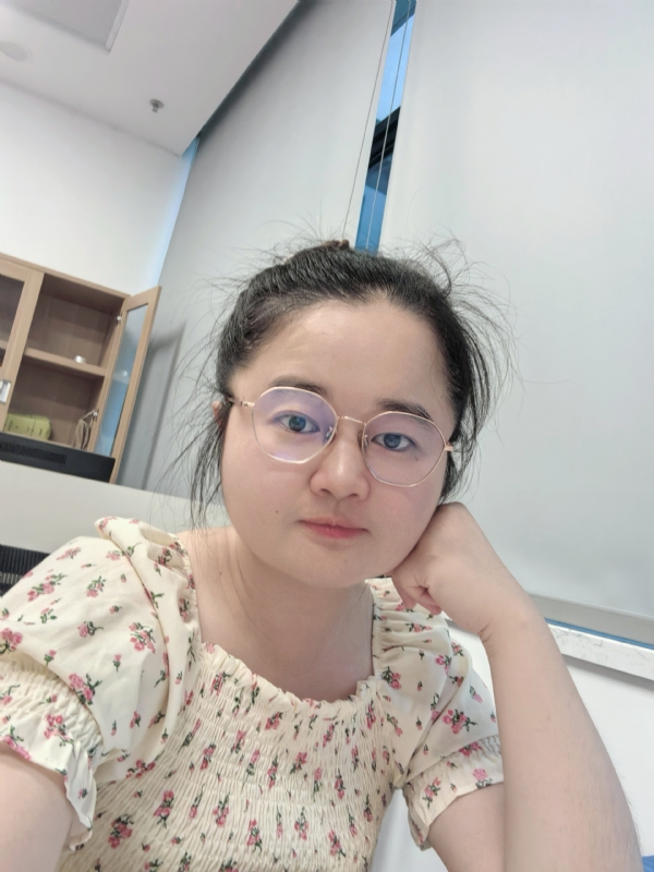 盼盼的第一张照片--厦门相亲服务中心