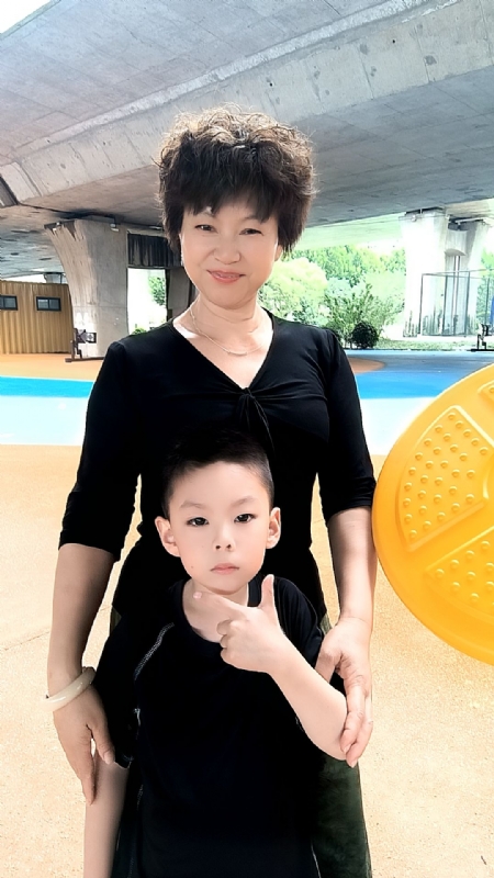 火凤凰的第一张照片--厦门相亲服务中心