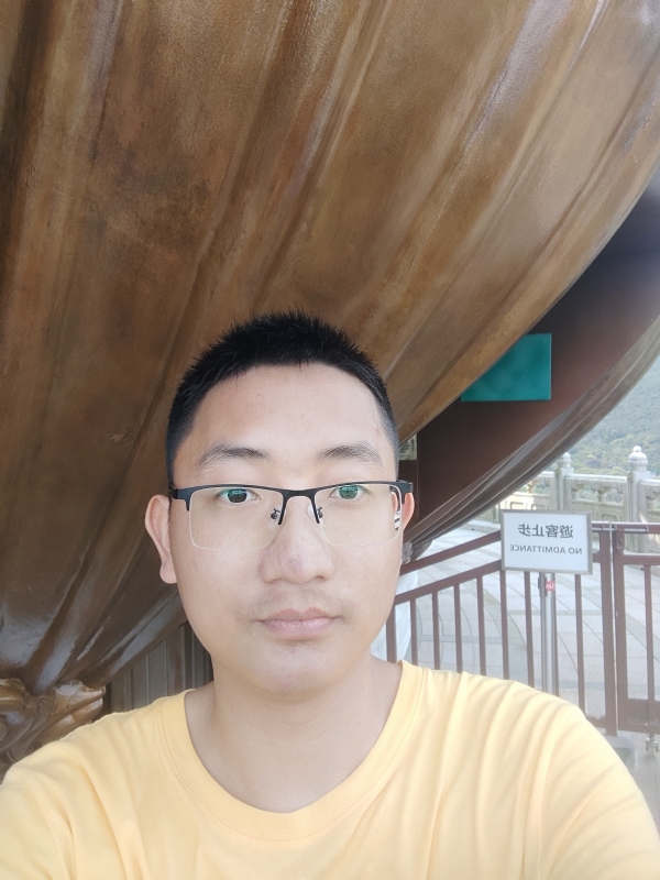 老实人的第一张照片--厦门相亲服务中心