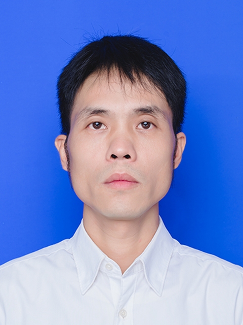 魅力中年的第一张照片--厦门相亲服务中心