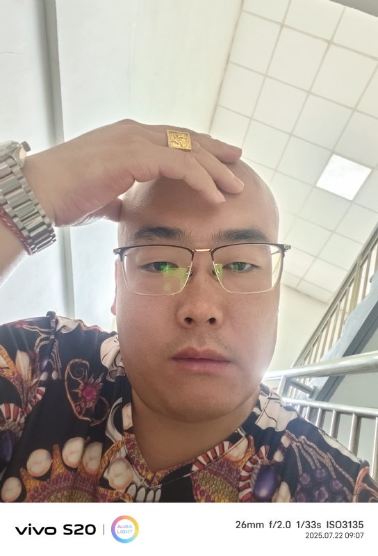 一生诺言的第五张照片--厦门相亲服务中心