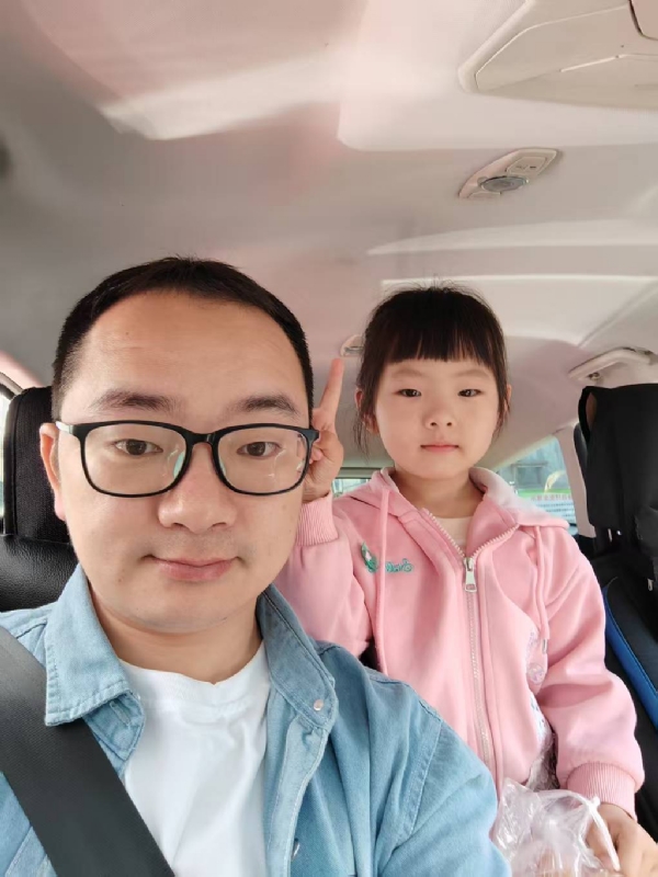 知天晓的第一张照片--厦门相亲服务中心