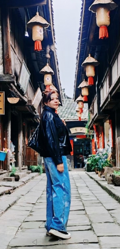 宛霞的第五张照片--厦门相亲服务中心