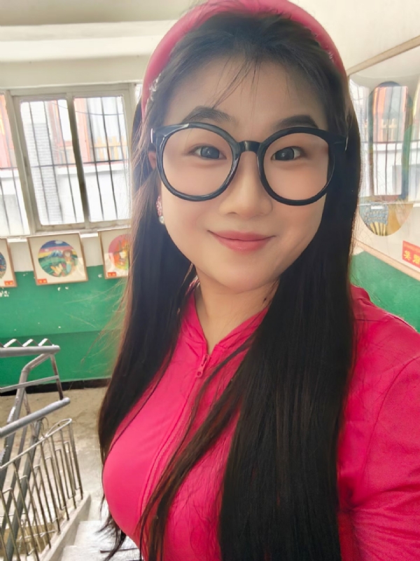 颂宜的第一张照片--厦门相亲服务中心