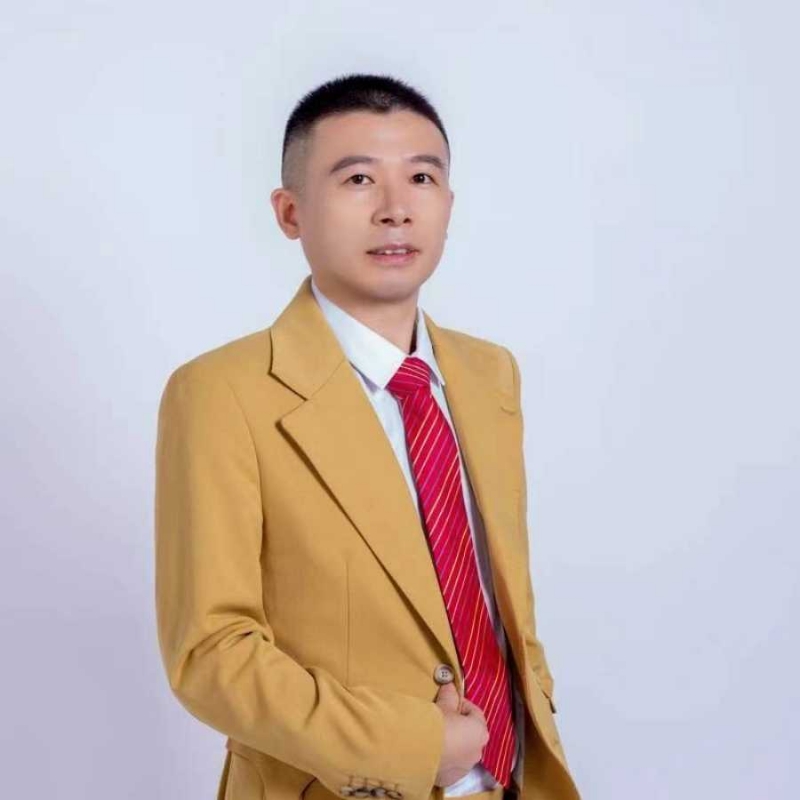 郑大侠的第二张照片--厦门相亲服务中心