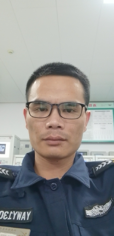 一直都在的第二张照片--厦门相亲服务中心