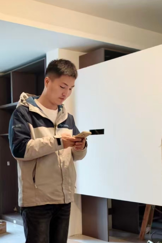 熊展的第一张照片--厦门相亲服务中心