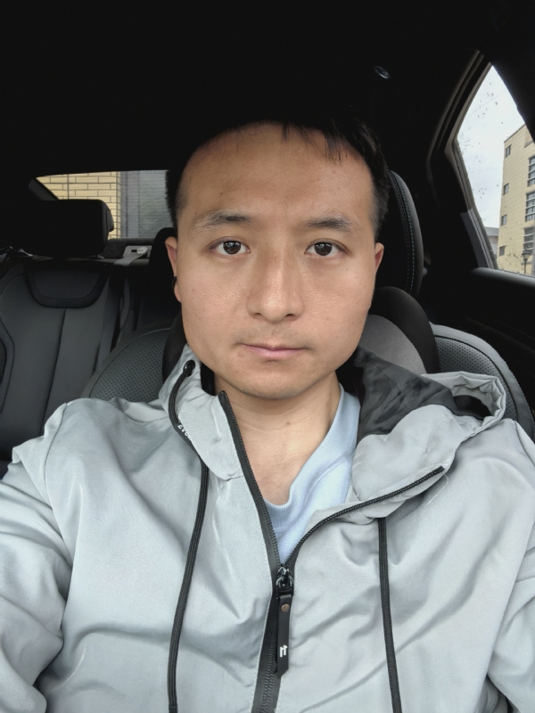 郑涛尔的第二张照片--厦门相亲服务中心