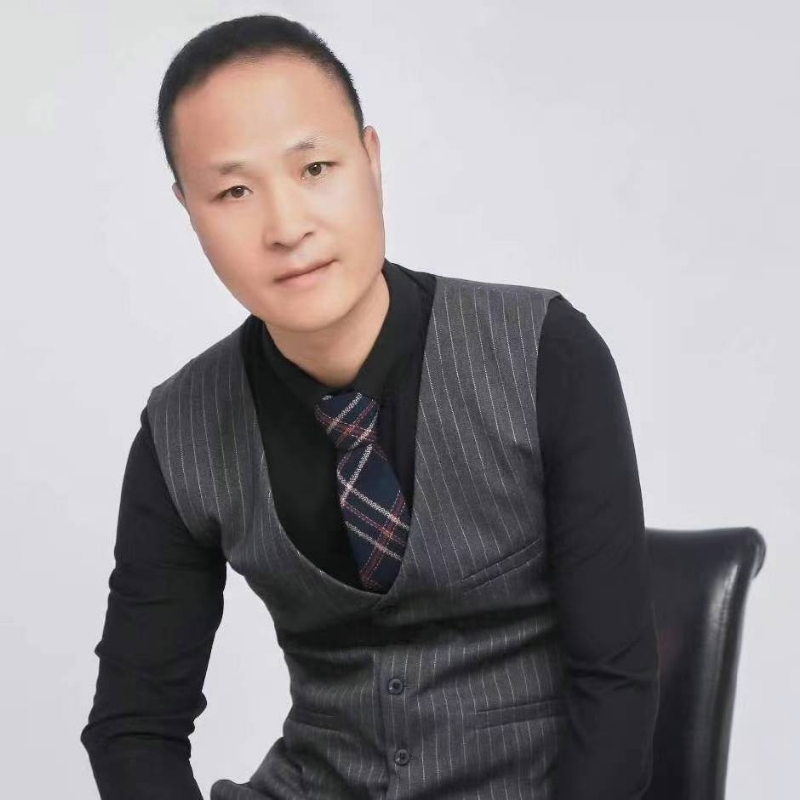 子昂的第四张照片--厦门相亲服务中心