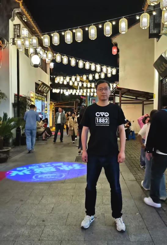 张楚岚的第一张照片--厦门相亲服务中心